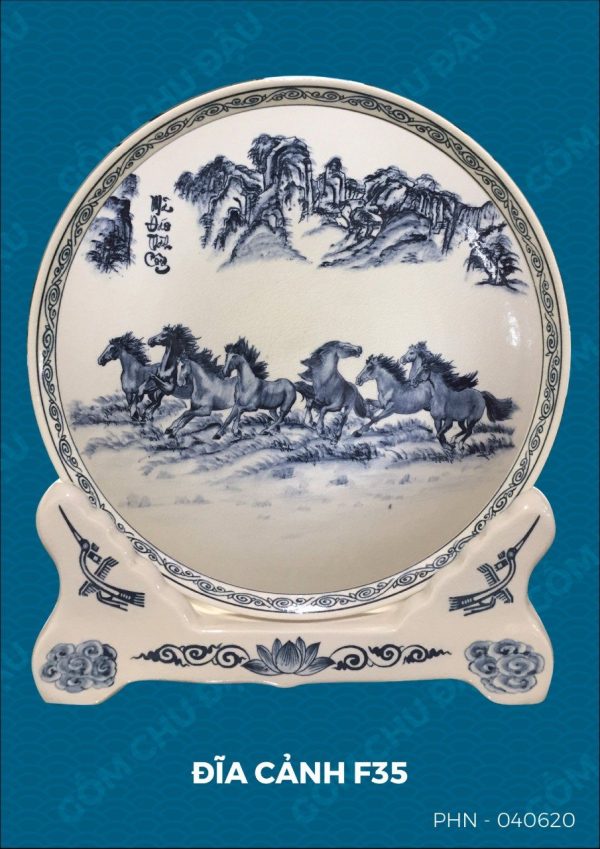 Đĩa gốm Chu Đậu "Mã đáo thành công", vẽ truyền thống, đường kính 35cm