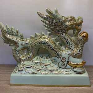 Rồng Phú Quý gốm Chu Đậu, men ngọc vẽ vàng 24k, cao 19cm, dài 24cm